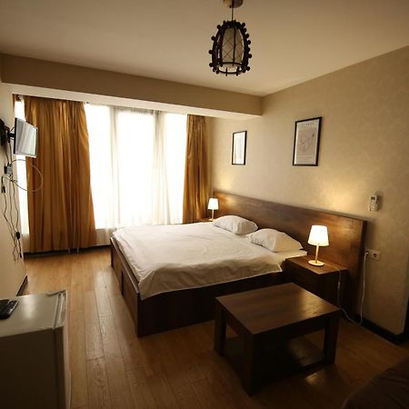 Dream Sky Hotel Тбилиси Екстериор снимка