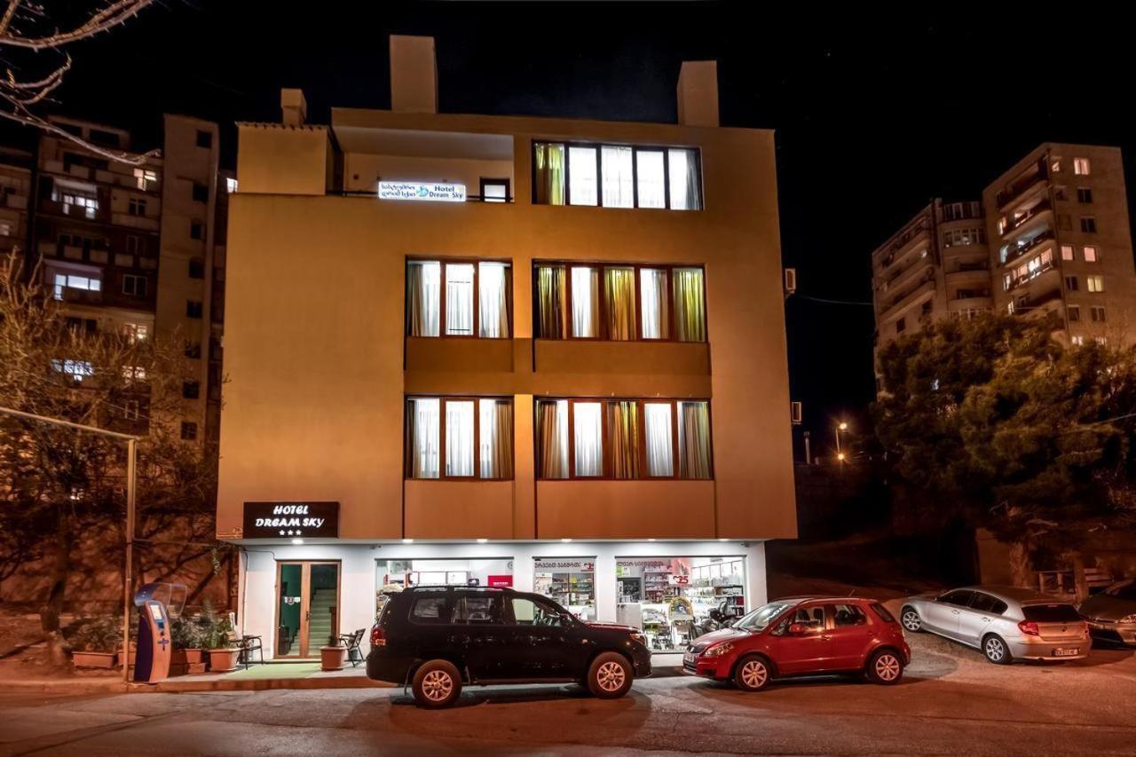 Dream Sky Hotel Тбилиси Екстериор снимка