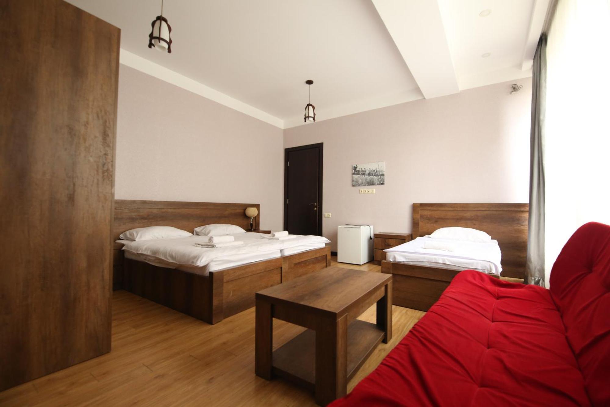 Dream Sky Hotel Тбилиси Екстериор снимка