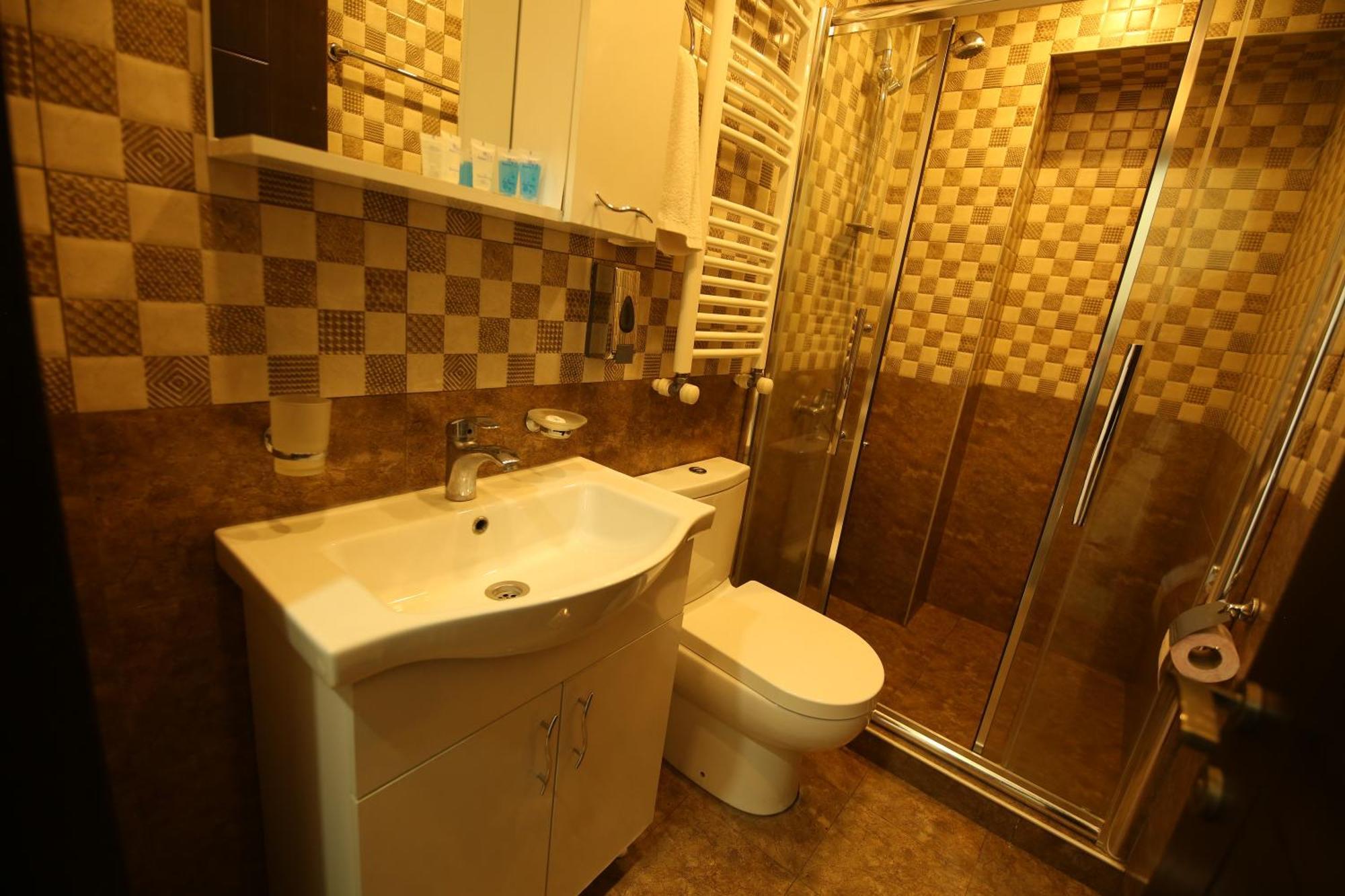 Dream Sky Hotel Тбилиси Екстериор снимка