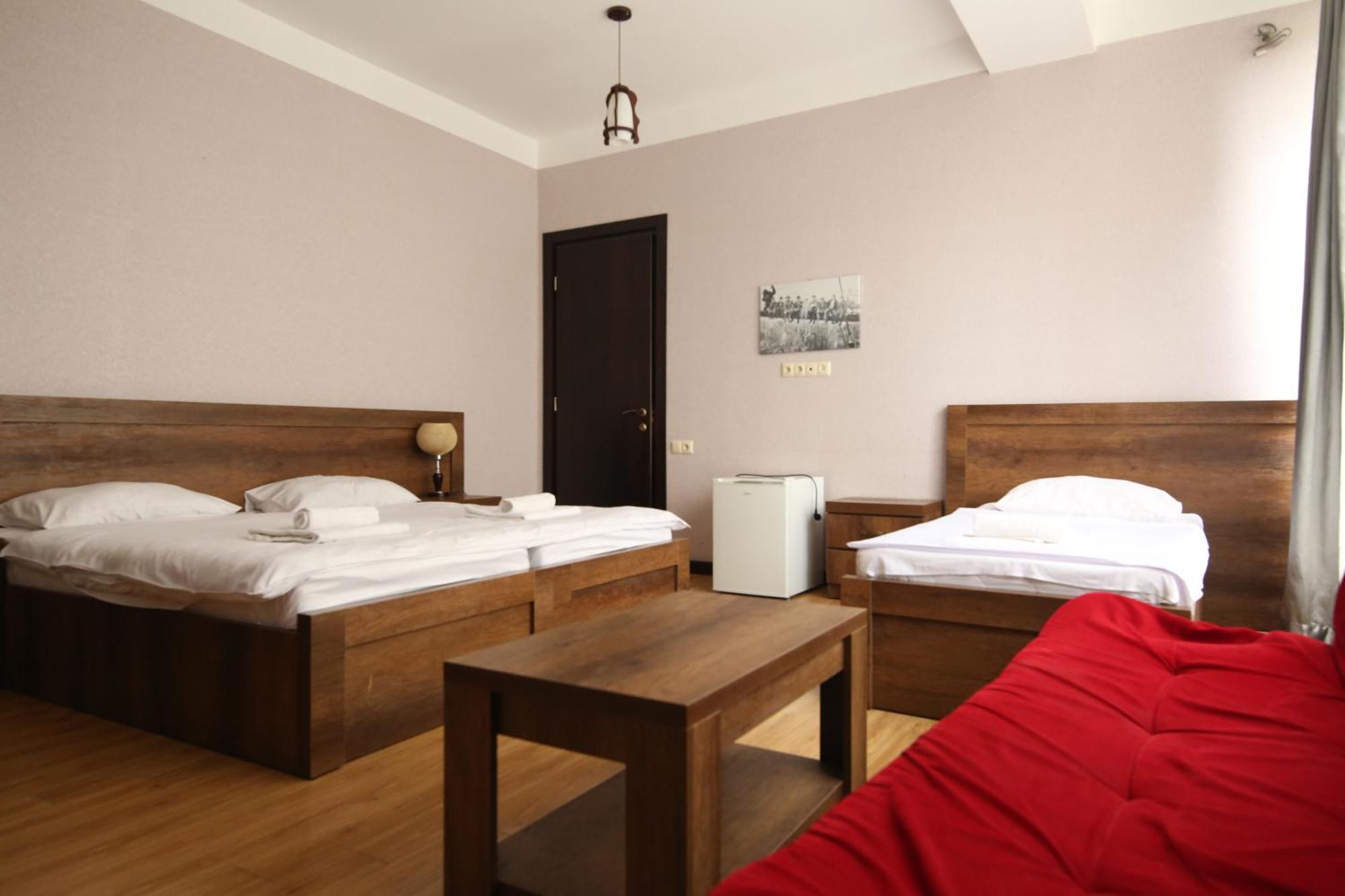 Dream Sky Hotel Тбилиси Екстериор снимка