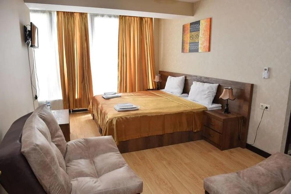 Dream Sky Hotel Тбилиси Екстериор снимка