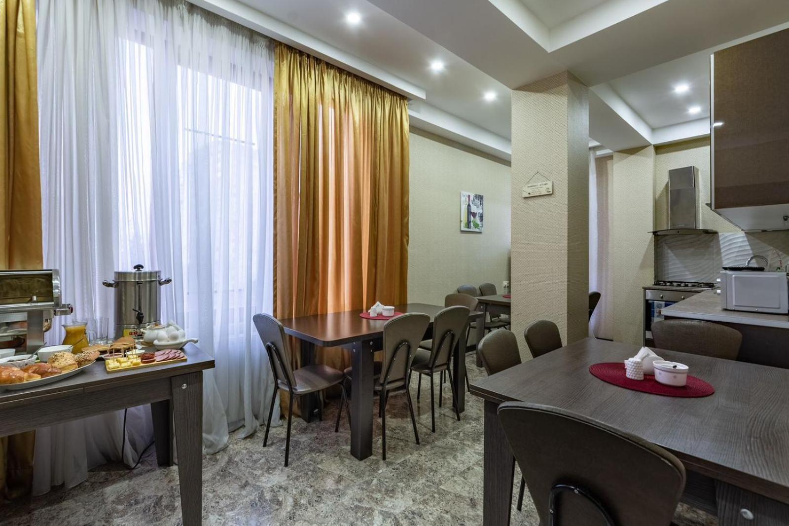 Dream Sky Hotel Тбилиси Екстериор снимка